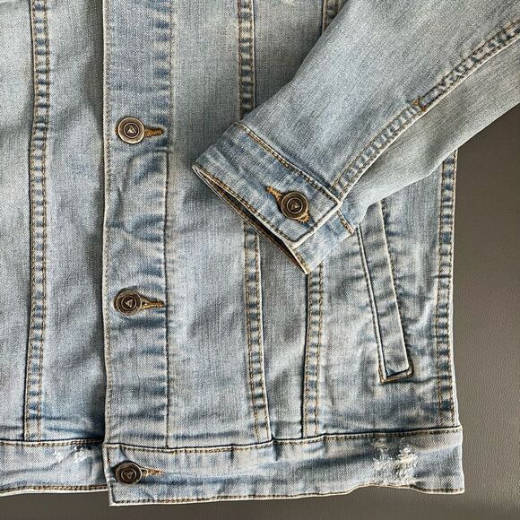 Custom Embroidered ASOS Denim Jean Jacket Light Blue Wash Bird Floral Size S - Picture 9 of 11